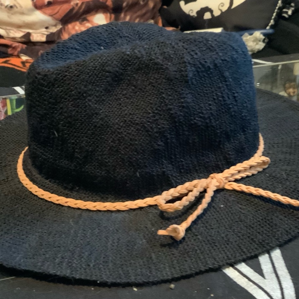 Hat, soft, bendable